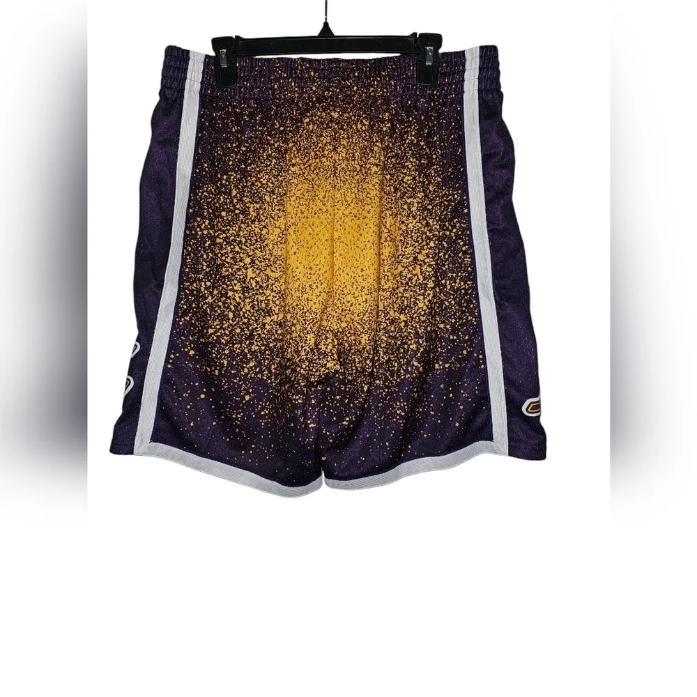 SIZE XL MITCHELL & NESS NBA RETAKE GRADIENT SWINGMAN SHORTS LA LAKERS 2009